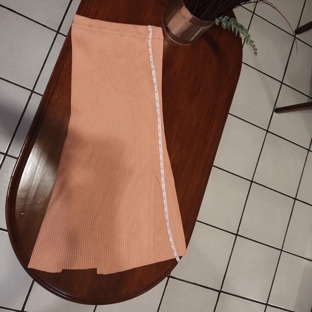 Orange long fitted skirt